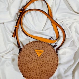 Guess Round Crossbody Diem Logo